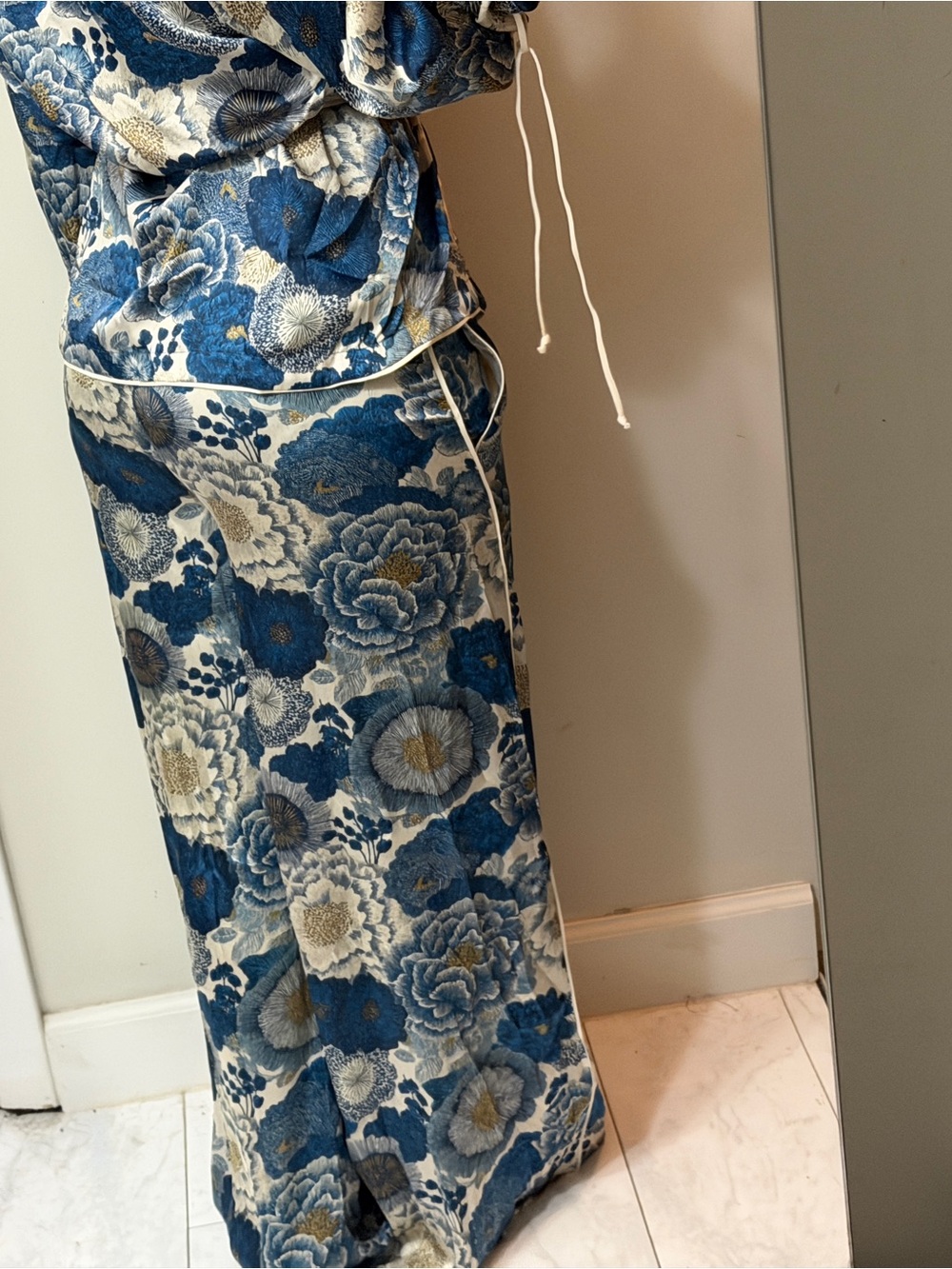 Zara Blue Floral Wide-Leg Pants and Kimono Pants Set - Picture 10 of 15